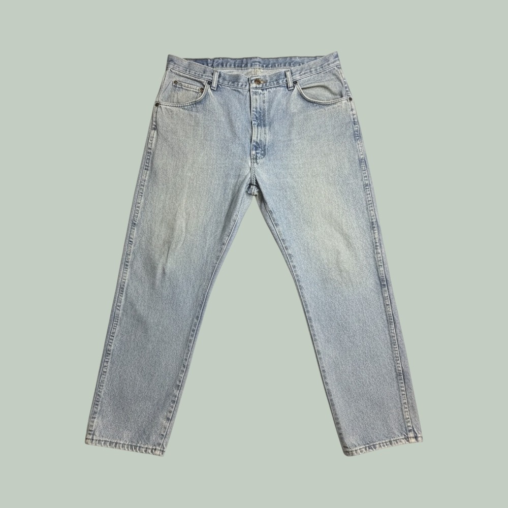 Wrangler Jeans Mens 38x30 Authentic Straight Light Wash Blue Denim Regular Good
